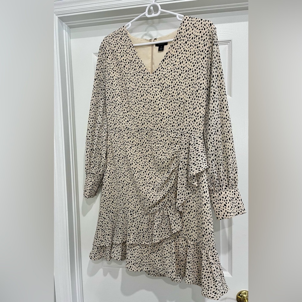 Halogen dress, medium